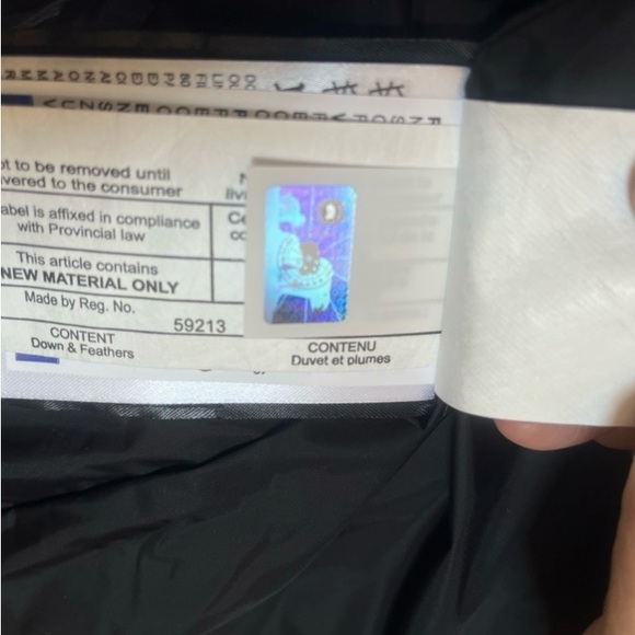 Canada Goose Loretta Parka Fusion . Color Limestone Reasonable offers welcome. - Picture 7 of 9